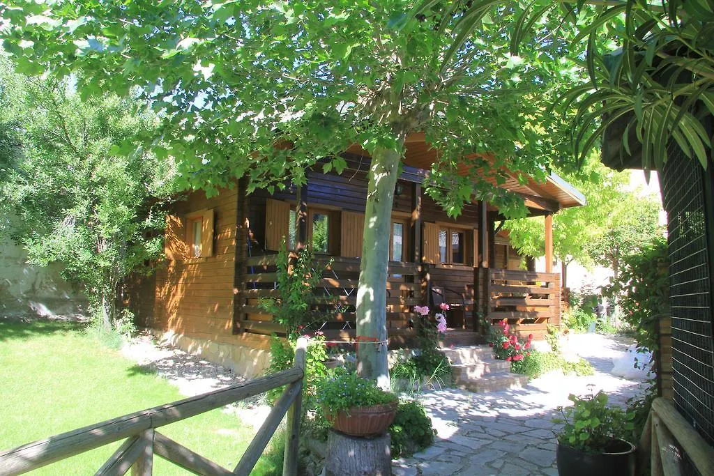 Cabanas Los Pinos Arroyo Frio contacts