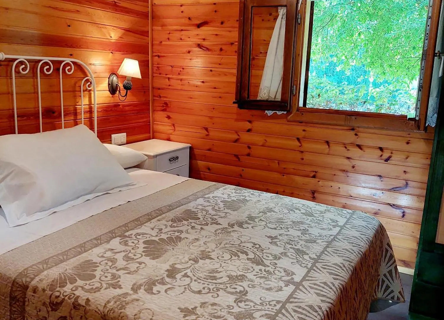 Cabanas Los Pinos Arroyo Frio