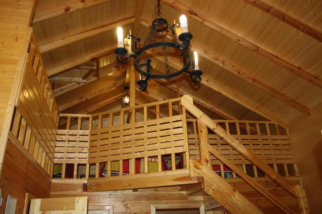 Cabanas Los Pinos Arroyo Frio