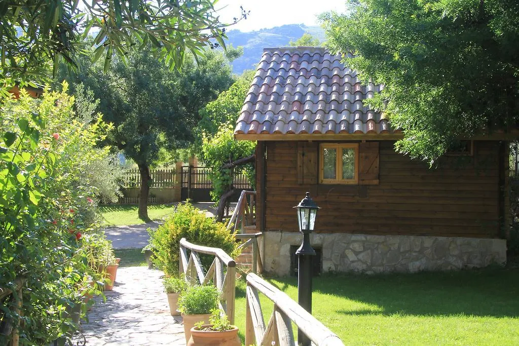 Cabanas Los Pinos Arroyo Frio Spain