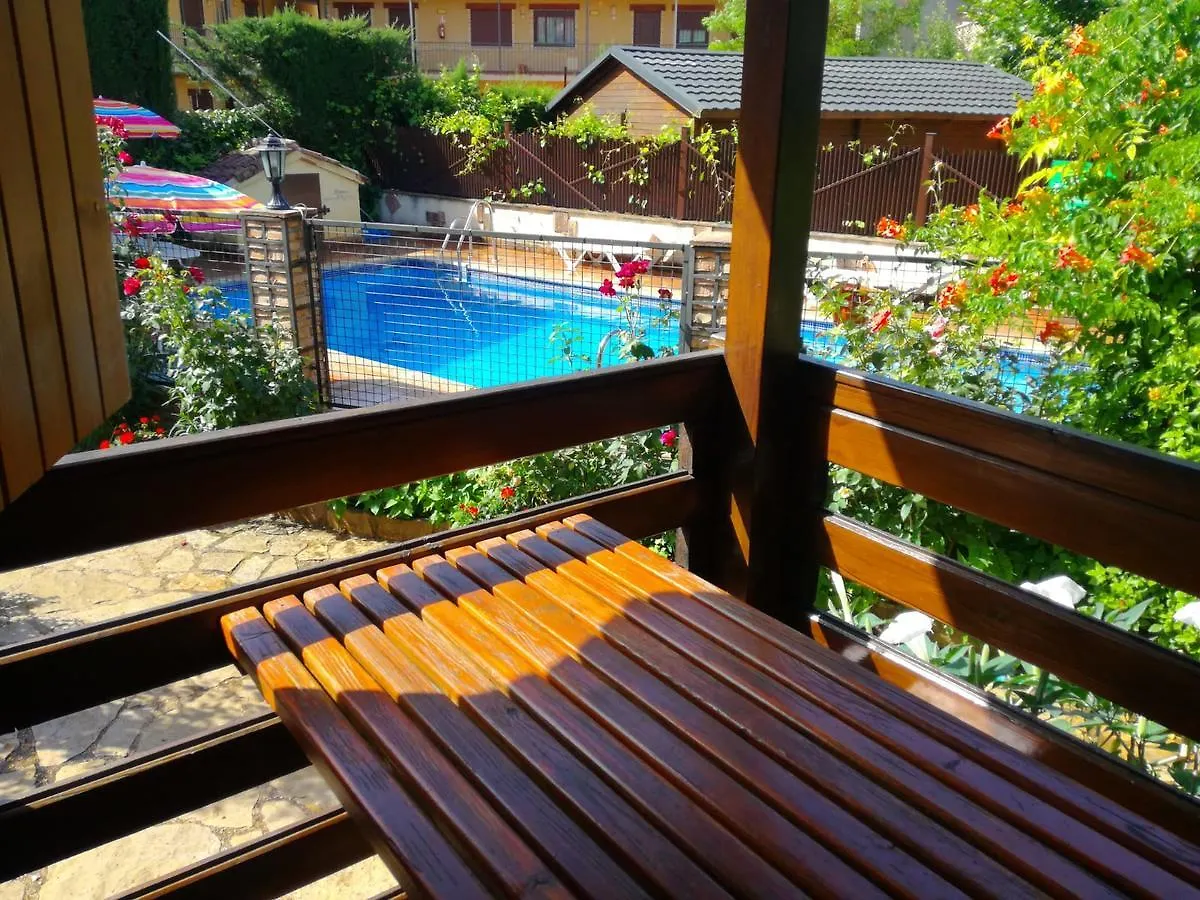 Cabanas Los Pinos Arroyo Frio 0*,